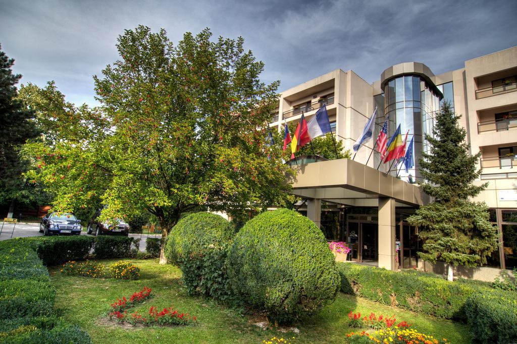 Hotel Dumbrava Bákó Kültér fotó